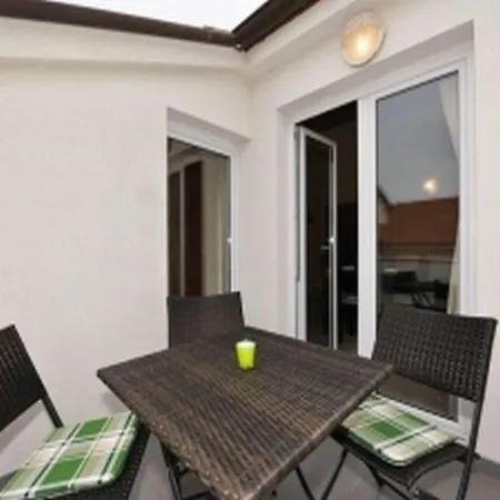 Apartments In Srima 36270 Apartment Srima