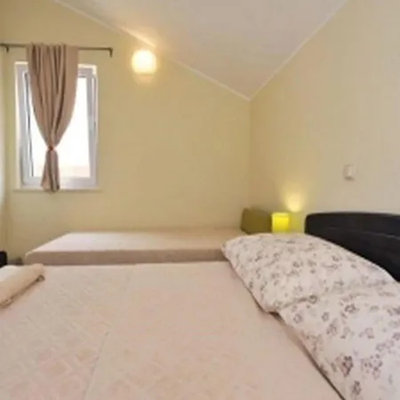 Apartments In Srima 36270
