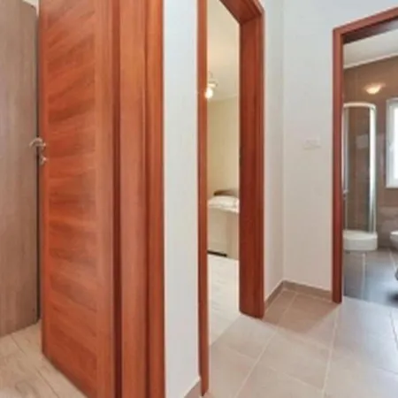 Apartments In Srima 36270