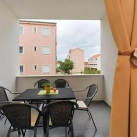 Apartment Apartments In Srima 36270