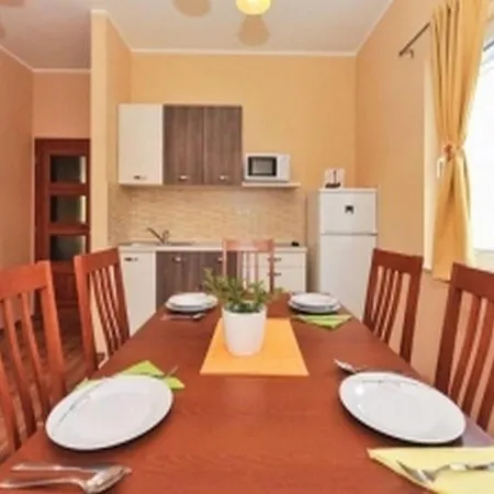 Apartment Apartments In Srima 36270