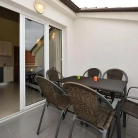 Apartment Apartments In Srima 36270